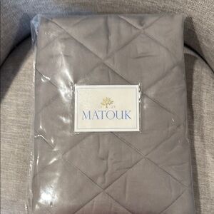 Matouk Nocturne Quilt Euro Sham in Platinum